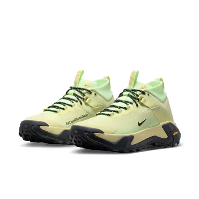 nike-acg-zegama-hike-life-lime-io7854-701-4.png