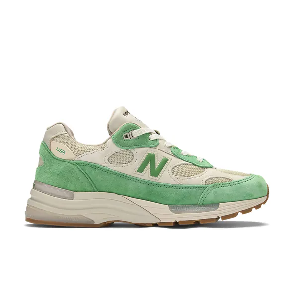 every-now-and-then-x-new-balance-992-mint-gum-u992en1-1.png