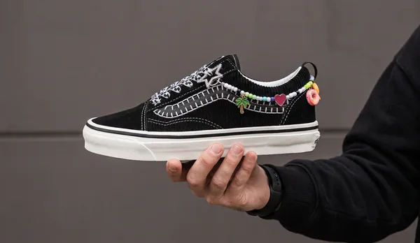 vans-cover-snkr (2).png