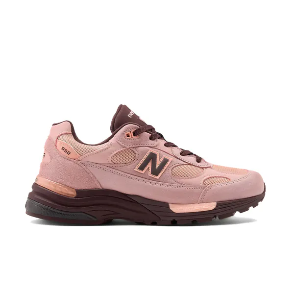 new-balance-992-made-in-usa-pink-chalk-u992pk-1.png