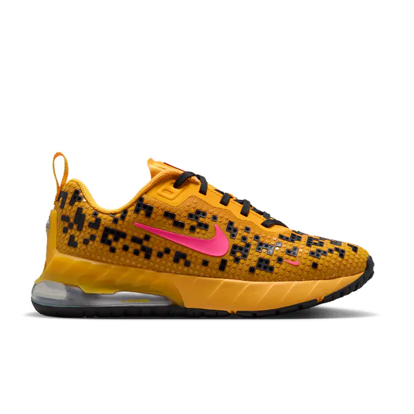 lego-x-nike-air-max-phoenix-university-gold-iu3852-700-1.png