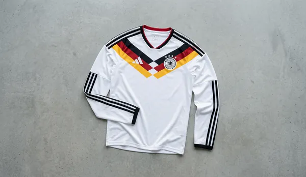 dfb-jersey-cover-snkr.png