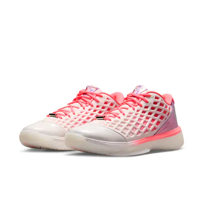 nike-kobe-3-low-protro-wnba-hot-punch-iq3917-100-3.png