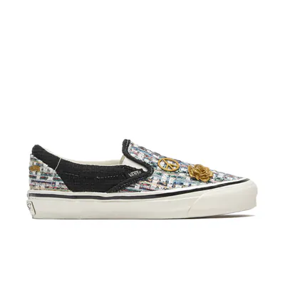 vans-premium-lx-classic-slip-on-98-cardigan-black-white-vn000d9wy28-1.png