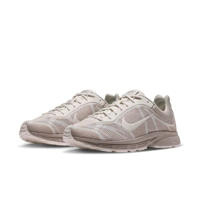 nike-zoom-streak-3-cream-iq8020-200-2.png