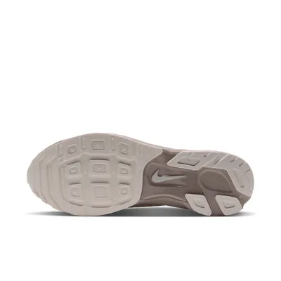 nike-zoom-streak-3-cream-iq8020-200-4.png