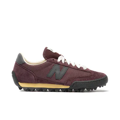 new-balance-gator-run-cherry-leather-ugtr48s-1.png