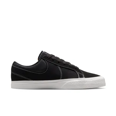 nike-blazy-black-im2523-001-3.png