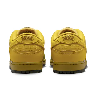 nike-sb-dunk-low-hatch-chilli-io0427-300-5.png