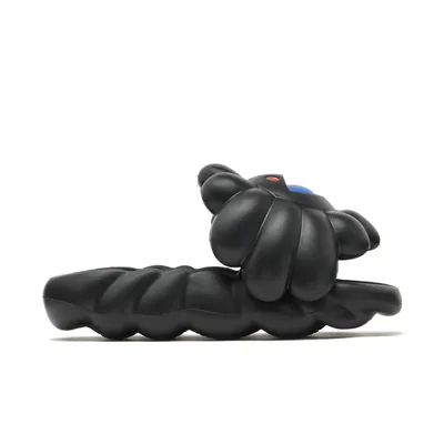 takashi-murakami-x-ohana-hatake-full-bloom-slides-black-blue-vtm25020-1.png