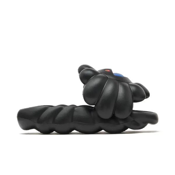 takashi-murakami-x-ohana-hatake-full-bloom-slides-black-blue-vtm25020-1.png