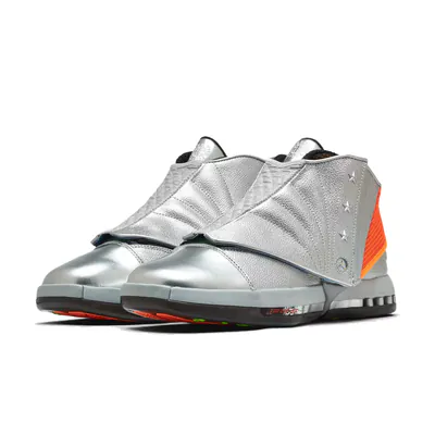 free-the-youth-x-nike-jordan-16-iv7638-001-2.png
