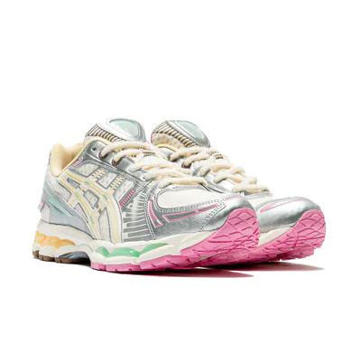 vandythepink-x-asics-gel-kayano-12-1-antique-white-1203b302-100-3.png