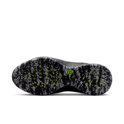 nike-giannis-freak-8-lx-etched-in-stone-ir0238-002-3.png
