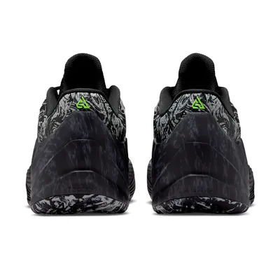 nike-giannis-freak-8-lx-etched-in-stone-ir0238-002-5.png
