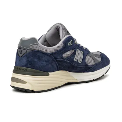 new-balance-991v1-made-in-uk-insignia-blue-u991na2-3.png