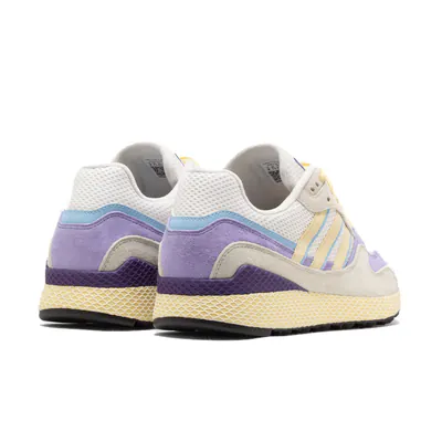 bstn-x-adidas-oregon-ultra-tech-og-with-a-twist-cream-lc0457-4.png