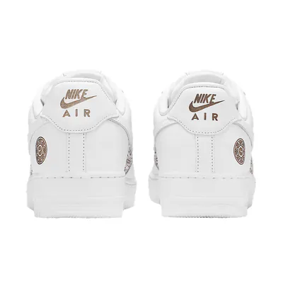 nike-air-force-1-07-family-reunion-iv5754-100-4.png