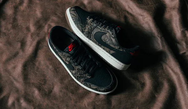 Nike Air Jordan 1 Low OG Laser m2 snkr.png