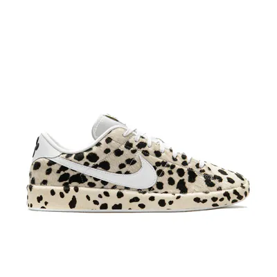 nike-tennis-classic-cs-prm-chew-dog-dalmatian-ja8560-100-1.png
