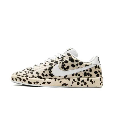 nike-tennis-classic-cs-prm-chew-dog-dalmatian-ja8560-100-2.png