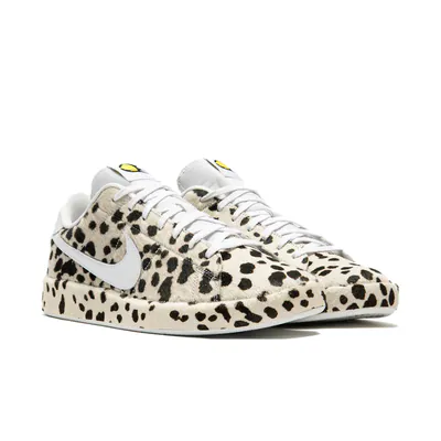 nike-tennis-classic-cs-prm-chew-dog-dalmatian-ja8560-100-3.png
