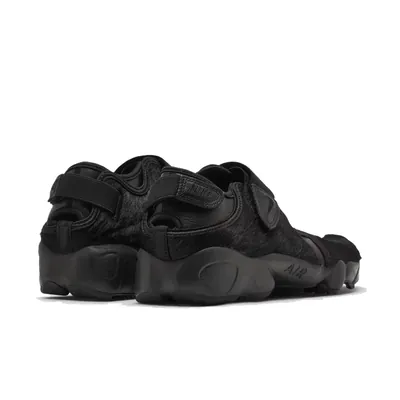 nike-air-rift-pony-hair-black-io4884-001-4.png