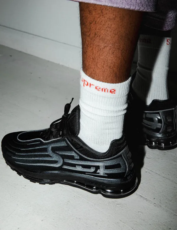 Supreme x Nike Air Max 2001 Ecstasy C.jpeg
