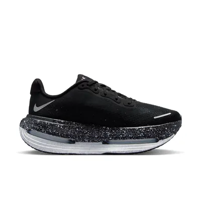 nike-vomero-premium-oreo-iu2827-001-3.png