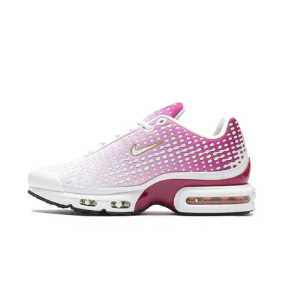 nike-kobe-3-low-protro-grinch-iv7127-300-3.png