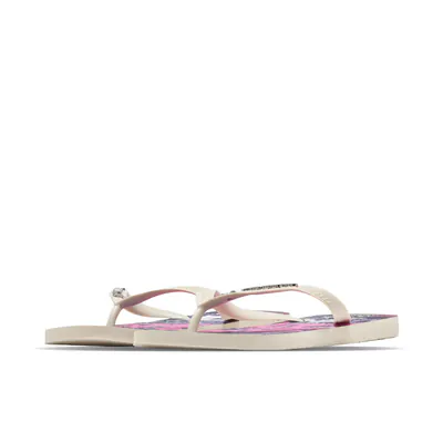 kidsuper-x-havaianas-top-soccer-41507130-0121-2.png