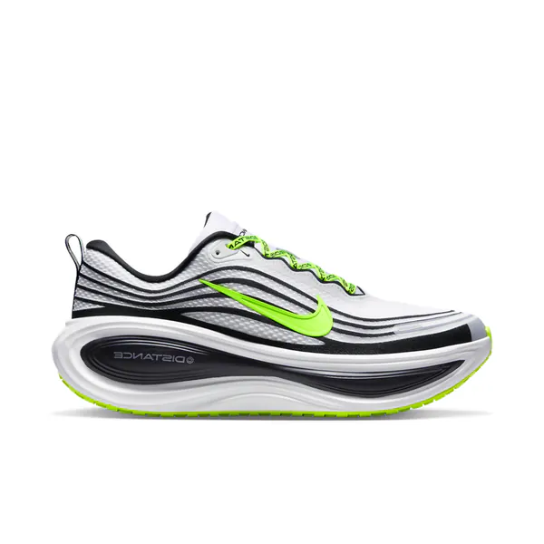 distance-x-nike-vomero-plus-iq7318-100-1.png