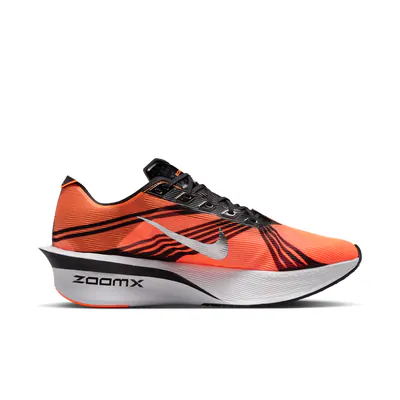 distance-x-nike-zoomx-vaporfly-next-4-iq7316-800-3.png