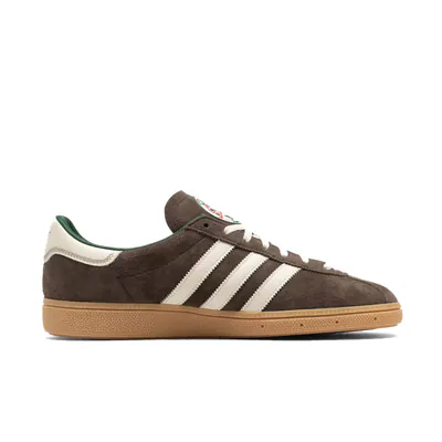bstn-x-adidas-m-nchen-oktoberfest-la3456-3.png