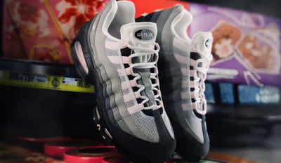 Nike Air Max 95 Pink Foam m2 snkr.png