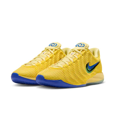 nike-caitlin-1-warning-code-ih7423-700-2.png