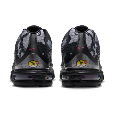 nike-air-max-plus-vii-premium-camo-iq0235-900-4.png