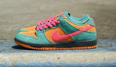 Nike SB Dunk Low Pro Green Noise Watermelon m2 snkr.png