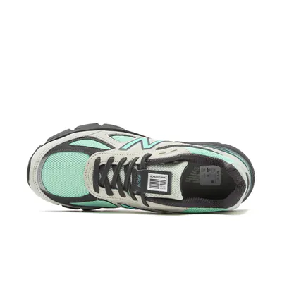 new-balance-990v4-silver-moss-u990ge4-3.png