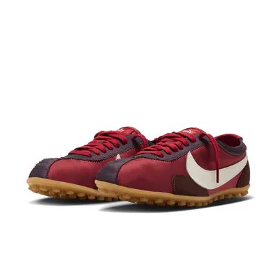 nike-moon-shoe-og-tough-red-ix7025-600-4.png