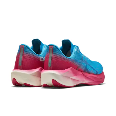 distance-x-asics-novablast-6-digital-aqua-1013a263-400-4.png