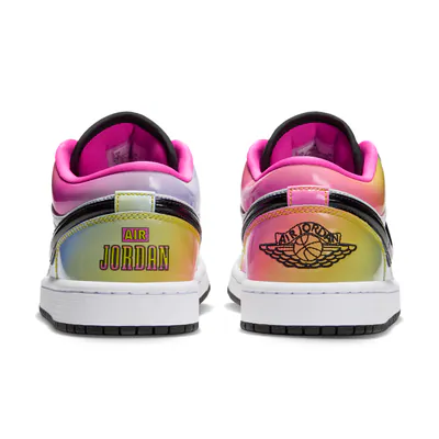 nike-air-jordan-1-low-se-lola-bunny-ix6038-100-4.png
