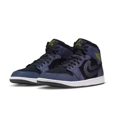 nike-air-jordan-1-mid-se-lola-bunny-ix6374-001-2.png