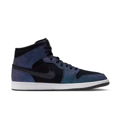 nike-air-jordan-1-mid-se-lola-bunny-ix6374-001-3.png