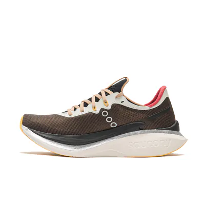 highsnobiety-x-saucony-endorphin-pro-5-coffee-s101940-1001-3.png