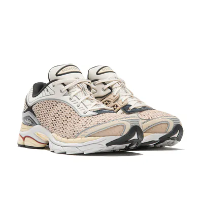 highsnobiety-x-saucony-progrid-paramount-oatmeal-s101939-1001-2.png
