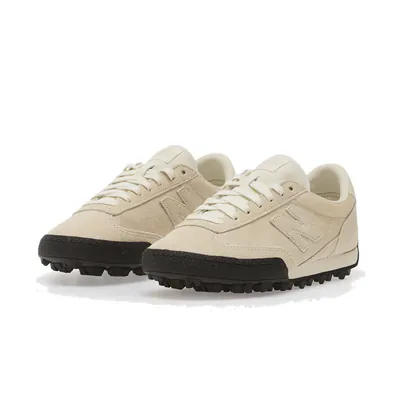 new-balance-gator-run-linen-ugtr21d-2.png