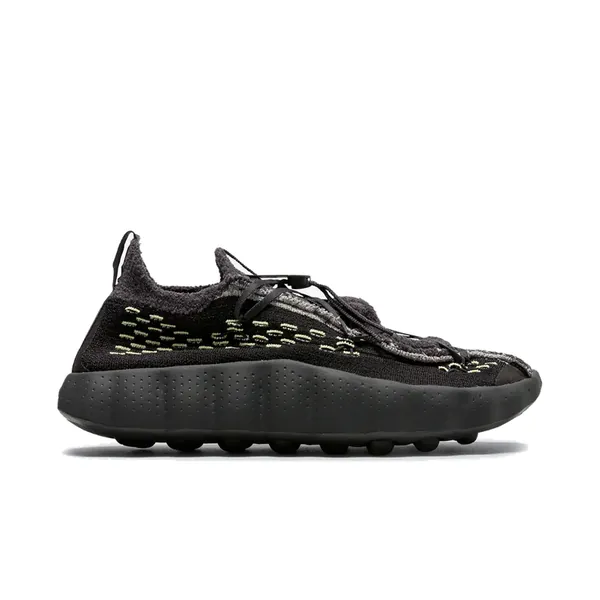 nike-mind-002-flyknit-black-dark-smoke-gray-ir2176-002-1.png