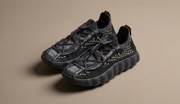 Nike Mind 002 Flyknit Black Dark Smoke Gray m2 snkr.png