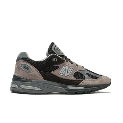 new-balance-991v2-made-in-uk-elevated-neutrals-u991ey2-1.png